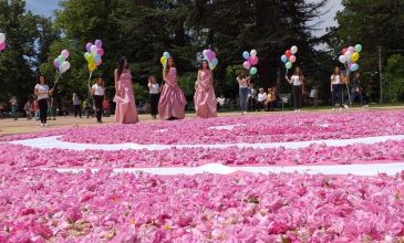 BULGARİSTAN KAZANLIK GÜL FESTİVAL TURU
