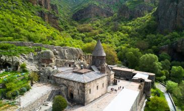 AJET İLE GRAND KAFKASYA AZERBAYCAN GÜRCİSTAN ERMENİSTAN TURU