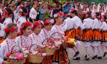BULGARİSTAN KAZANLIK GÜL FESTİVAL TURU