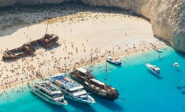 ZAKİNTOS VE LEFKADA TURU